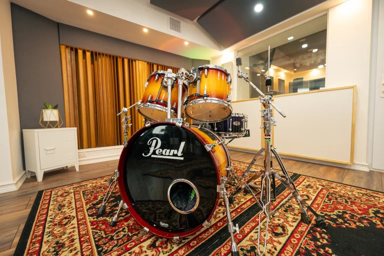 ESTUDIO DE GRABACIÓN SANTIAGO MUSIC FACTORY